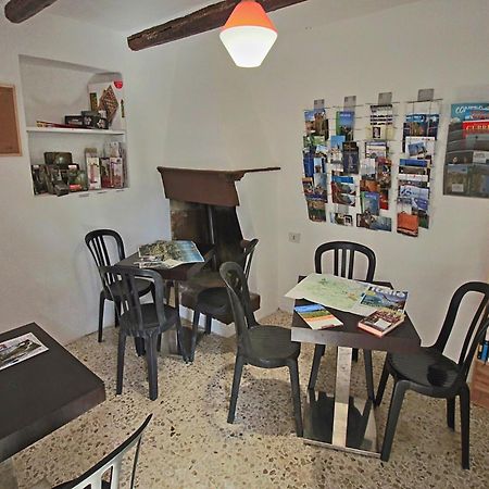 Nice Flat In Arcevia With Swimming Pool Экстерьер фото