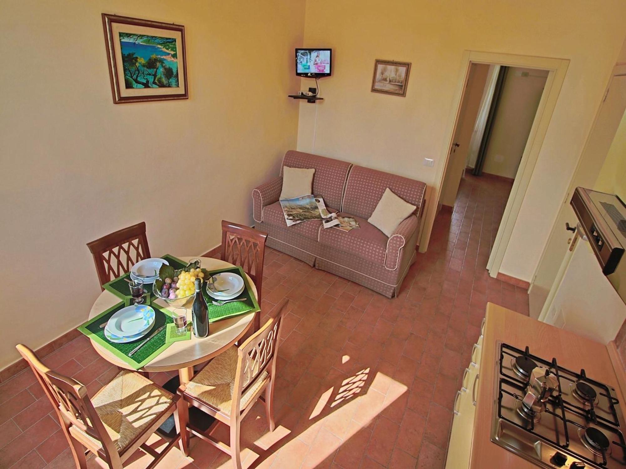 Nice Flat In Arcevia With Swimming Pool Экстерьер фото